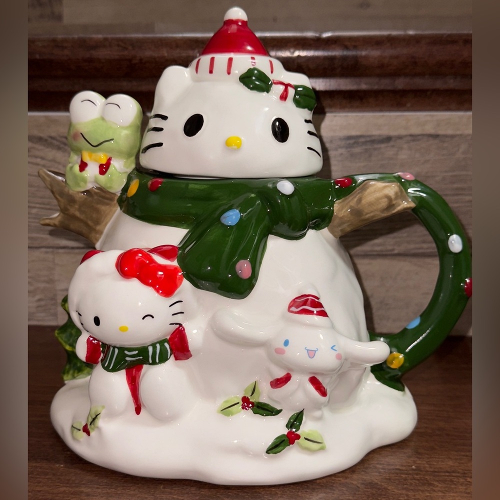 SUPER CUTE 🥰 HELLO KITTY AND FRIENDS SNOWMAN FUN TEAPOT BY BLUE SKY CLAYWORKS